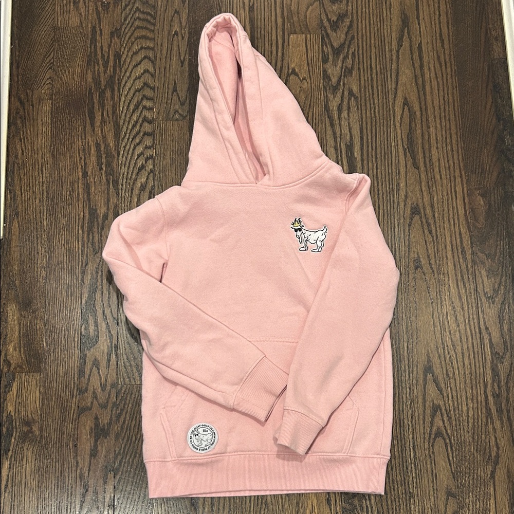 GOAT hoodie boys size m